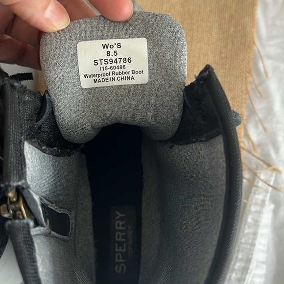 Sperry rain boots - Picture 6 of 6